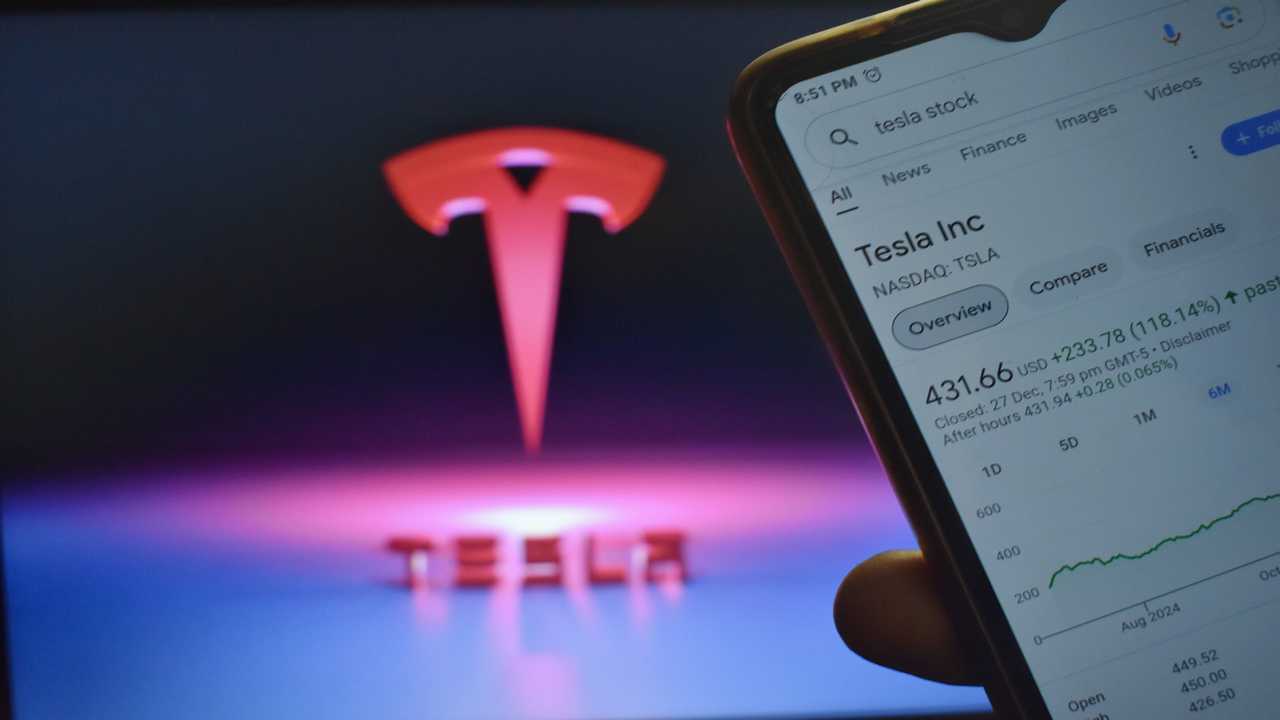 Capitalizzazione di mercato, Tesla batte tutti i marchi automobilistici. Ma sulle vendite è un’altra storia