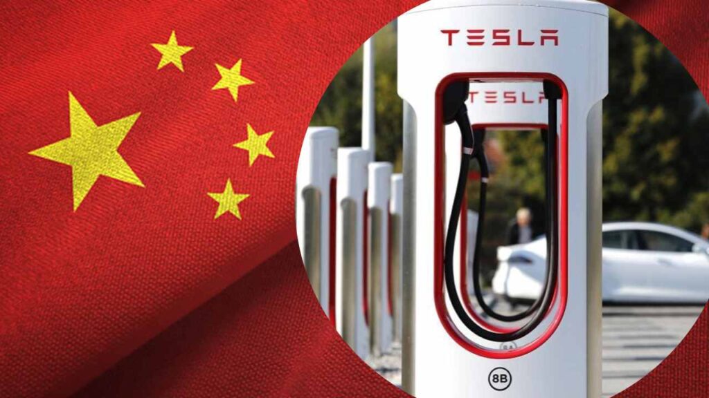 Tesla punta sulla guida assistita gratuita per conquistare il mercato cinese